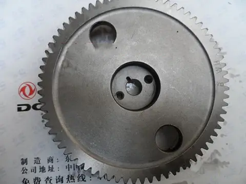 东风康明斯6b燃油泵齿轮3931382//汽车零配件3931382