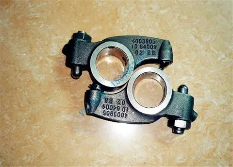 适用于许昌康明斯发电机6BTA5.9-GM80摇臂总成3065810怎么买？